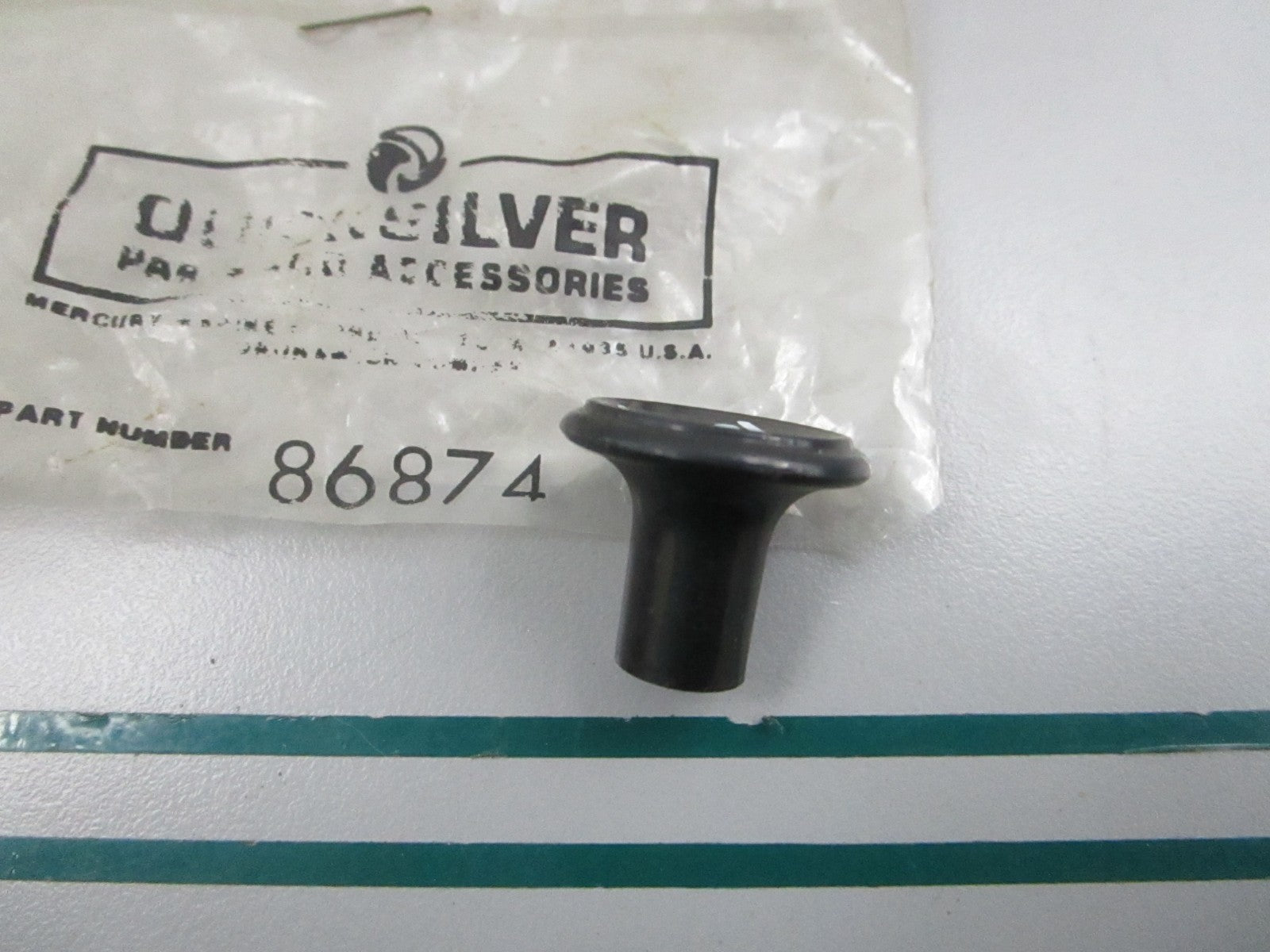 NEW OEM 86874 Mercury Quicksilver Knob 0810