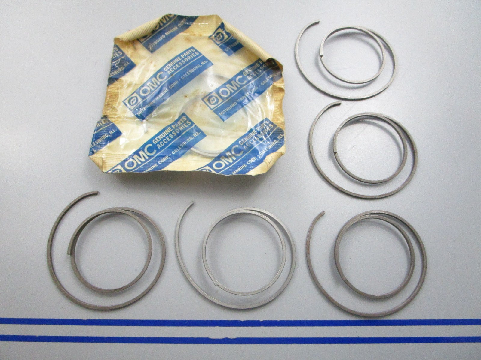 NEW OEM (LOT OF 6) 302222 0302222 OMC Johnson Evinrude Spring 0810