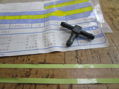 *NEW OEM* 0810 OMC Johnson Evinrude Tee 313537 0313537