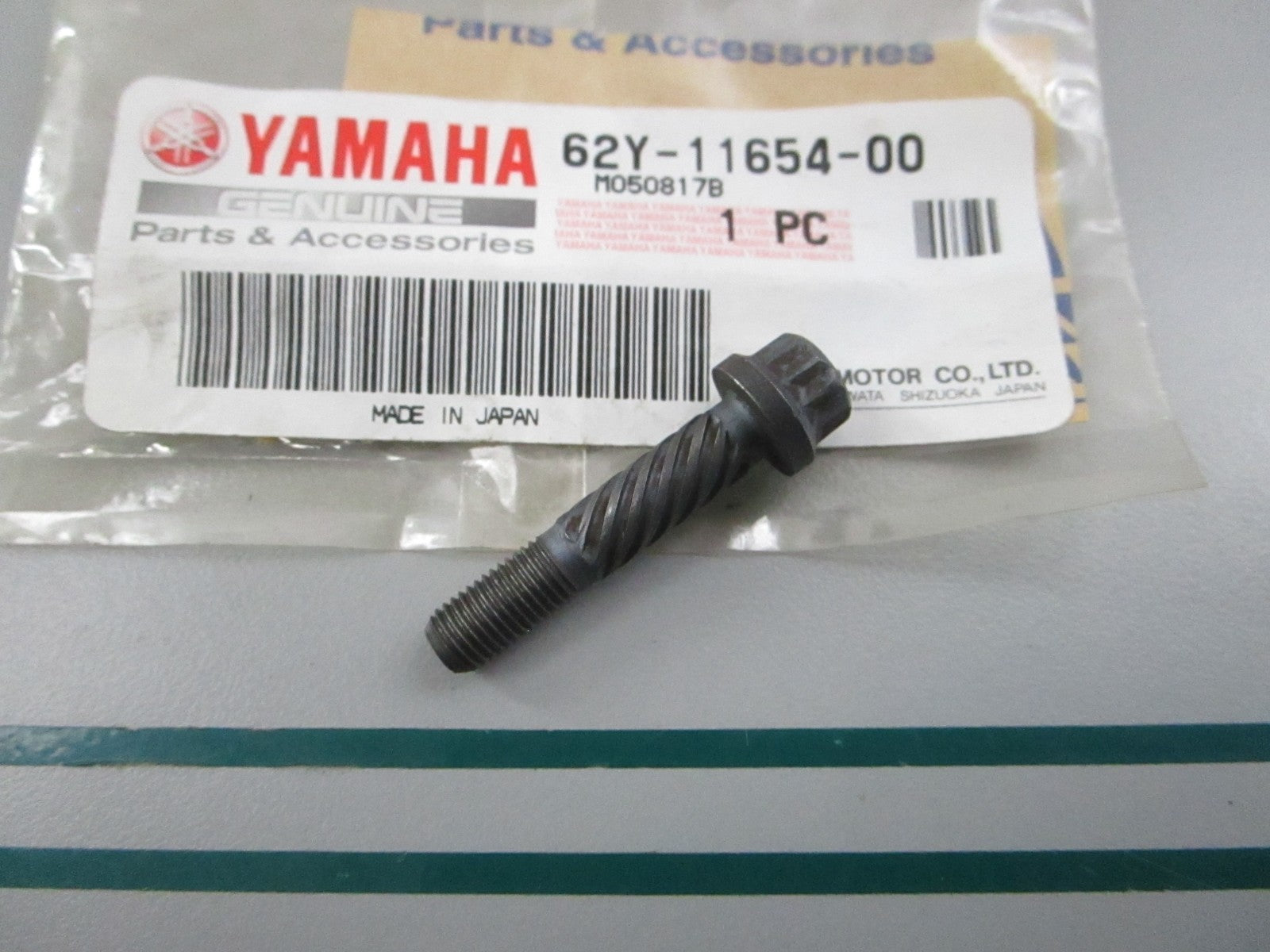 NEW OEM 62Y-11654-00-00 Yamaha Connecting Rod Bolt 0810