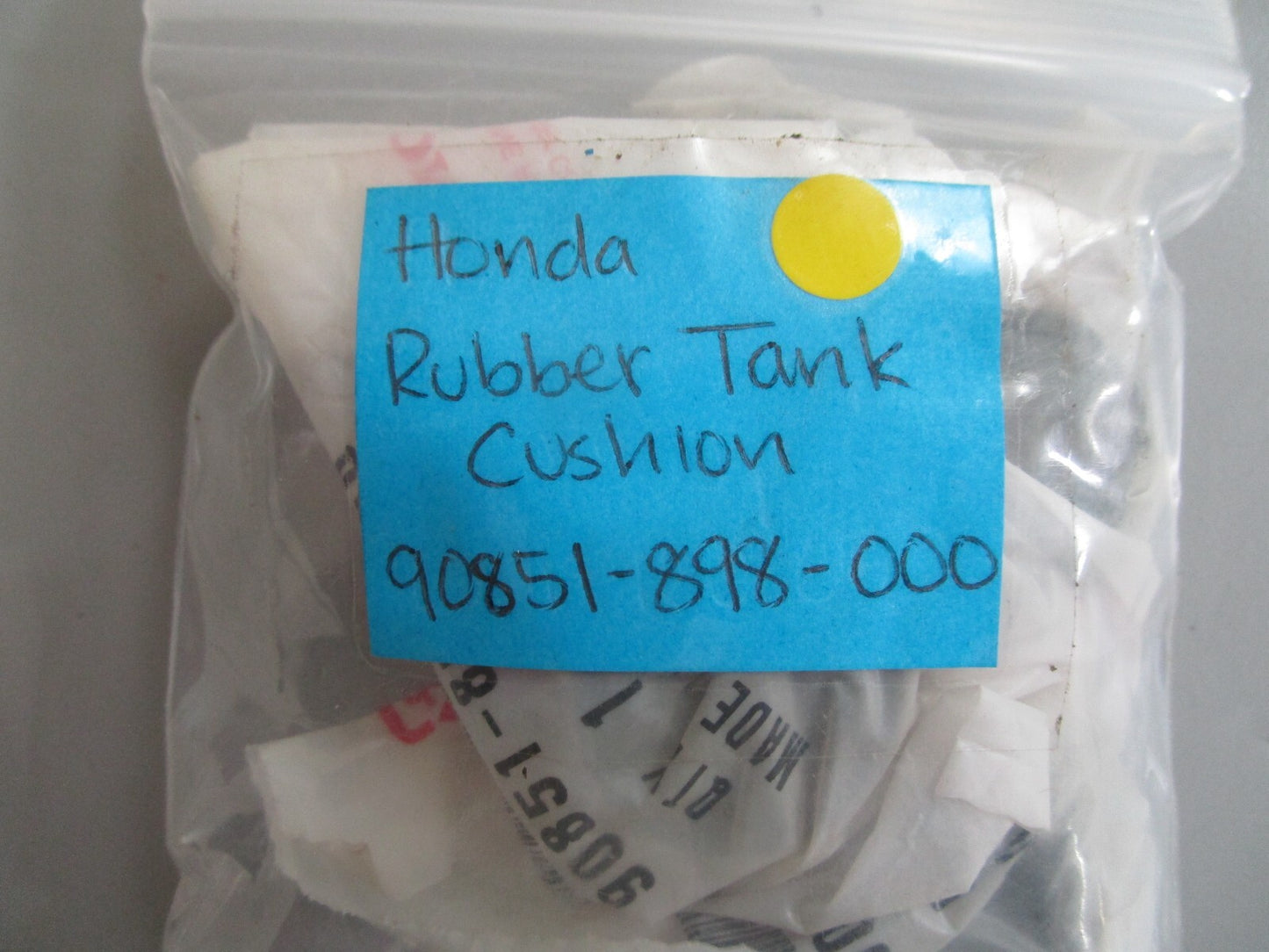 *NEW OEM* 0810 Honda Rubber Tank Cushion 90851-898-000