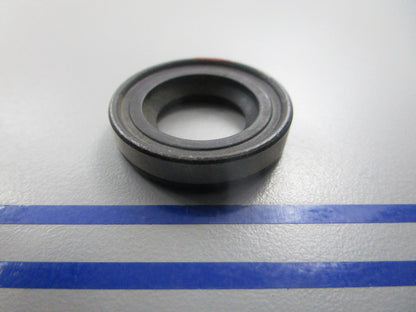 NEW OEM 315882 0315882 OMC Johnson Evinrude Oil Seal 0810