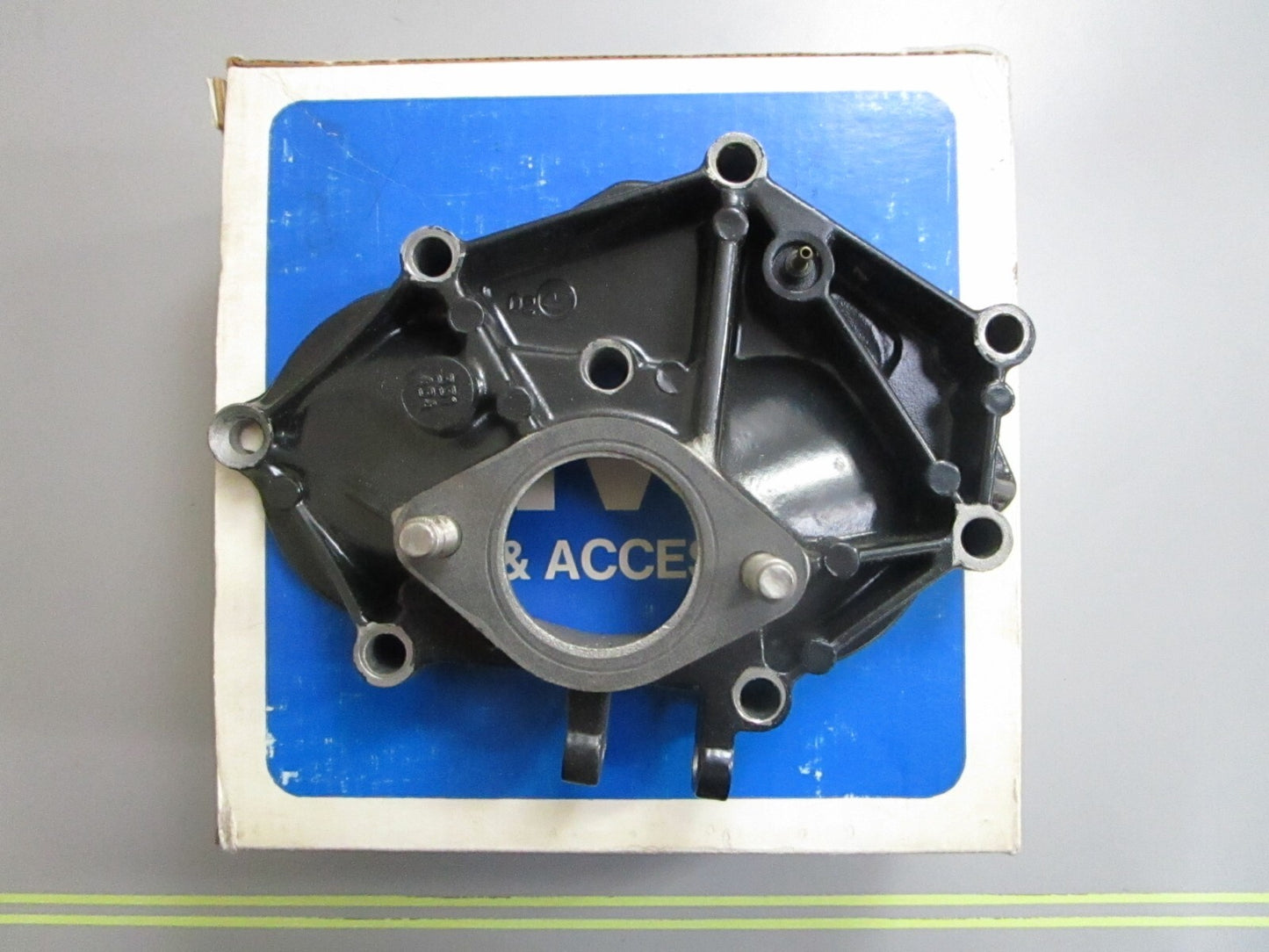 *NEW OEM* 0820 OMC Johnson Evinrude Intake Manifold 396788 0396788 331454