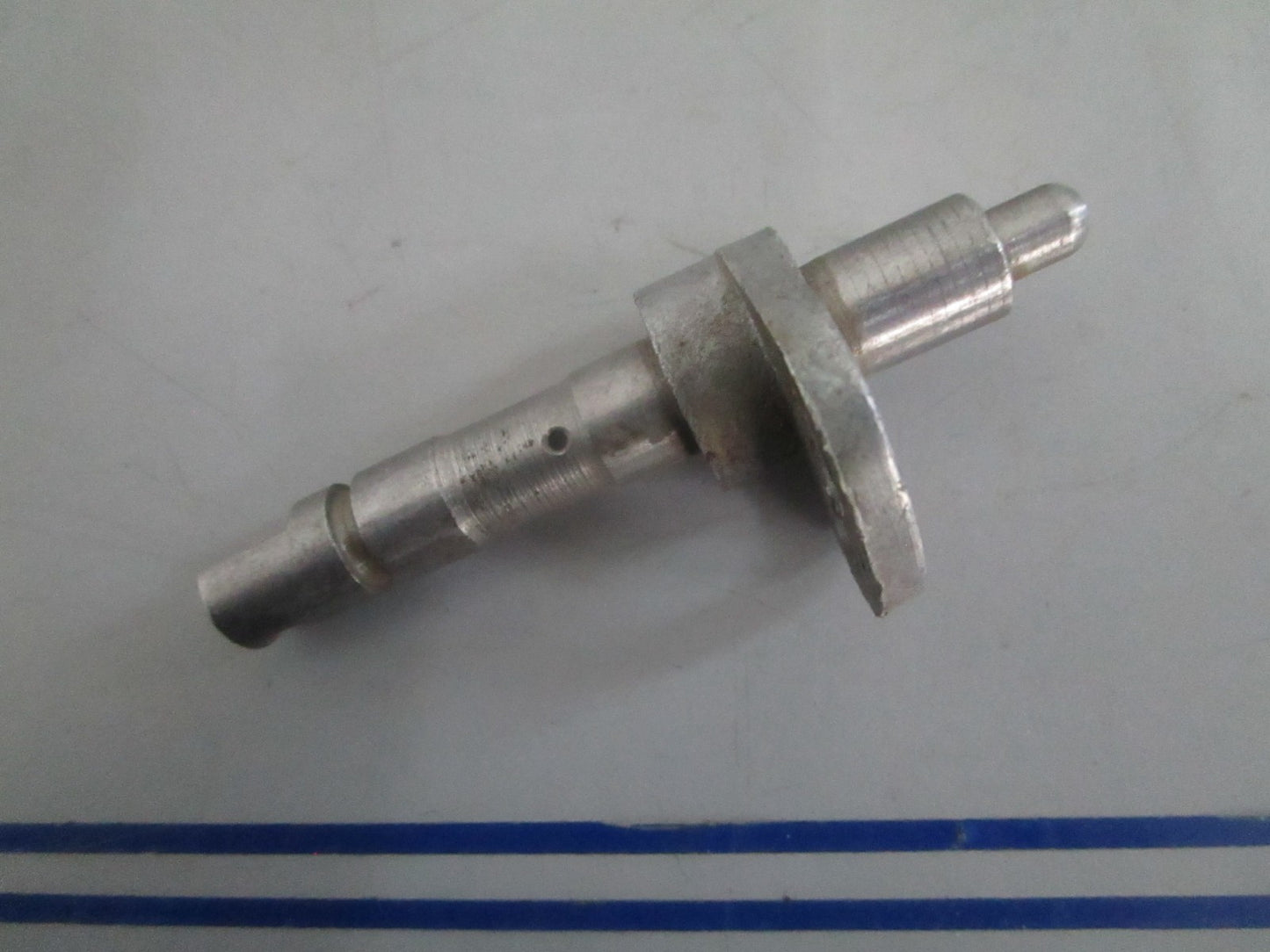*NEW OEM* 0820 OMC Johnson Evinrude Shift Lever Shaft 377189 0377189