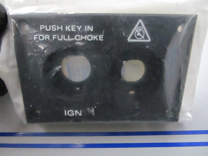 *NEW OEM* 0810 OMC Johnson Evinrude Bezel 125313 0125313