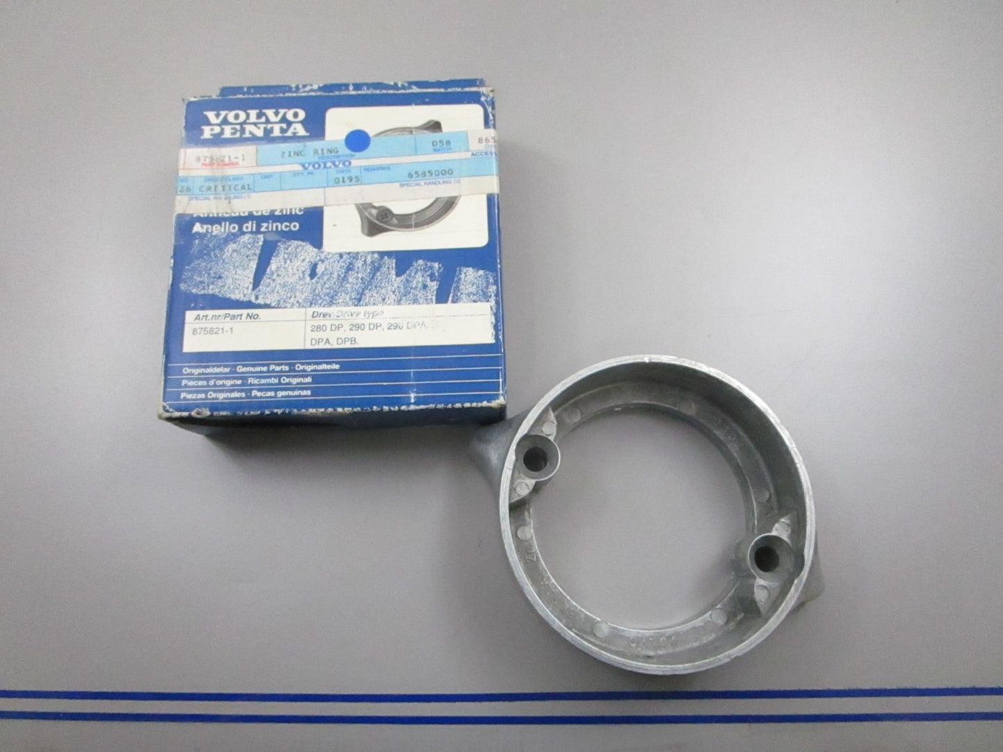 *NEW OEM* 0810 Volvo Penta Zinc Ring 875821 875821-1
