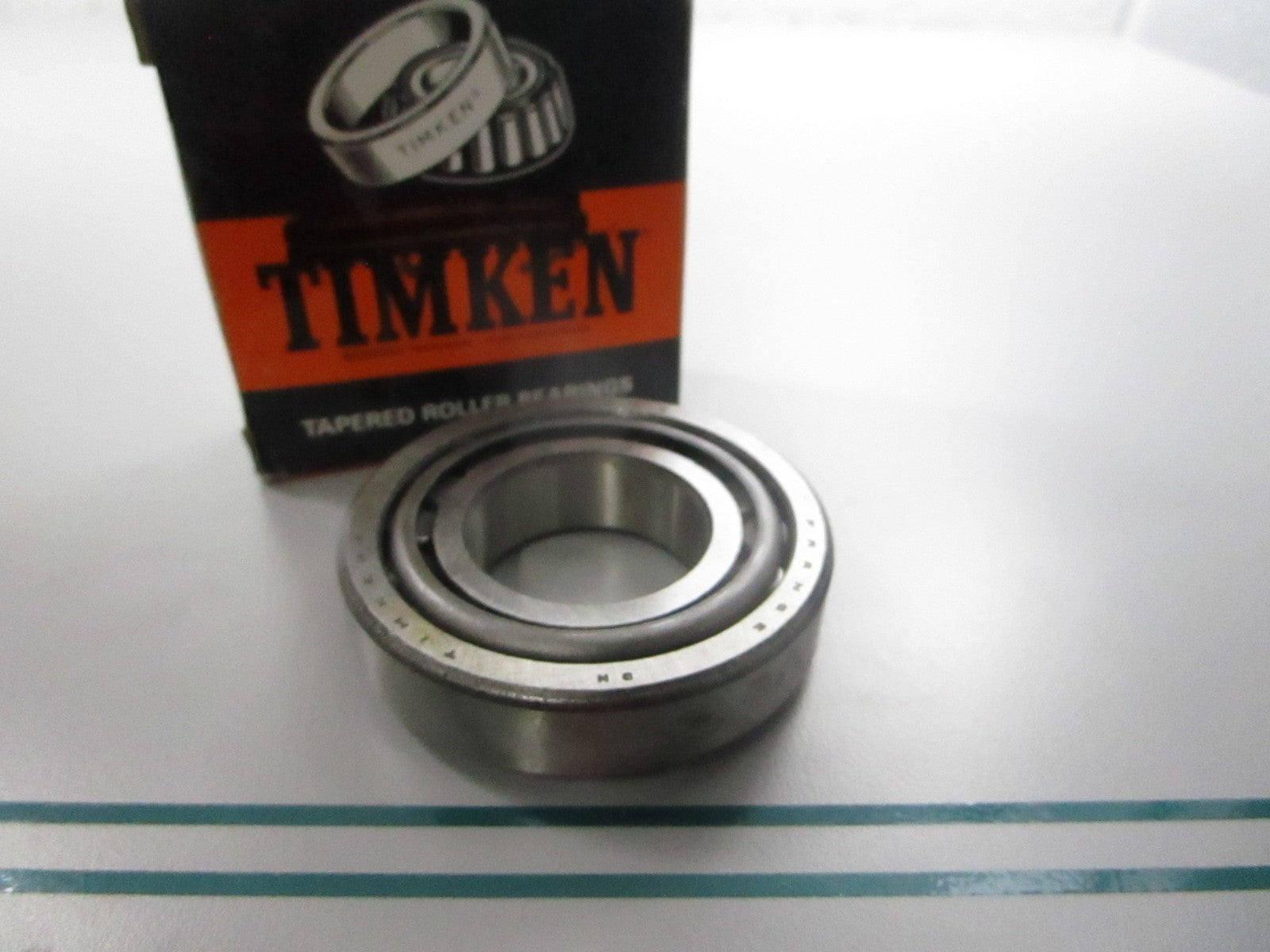 NEW OEM 30207 Timken Roller Bearing 0810
