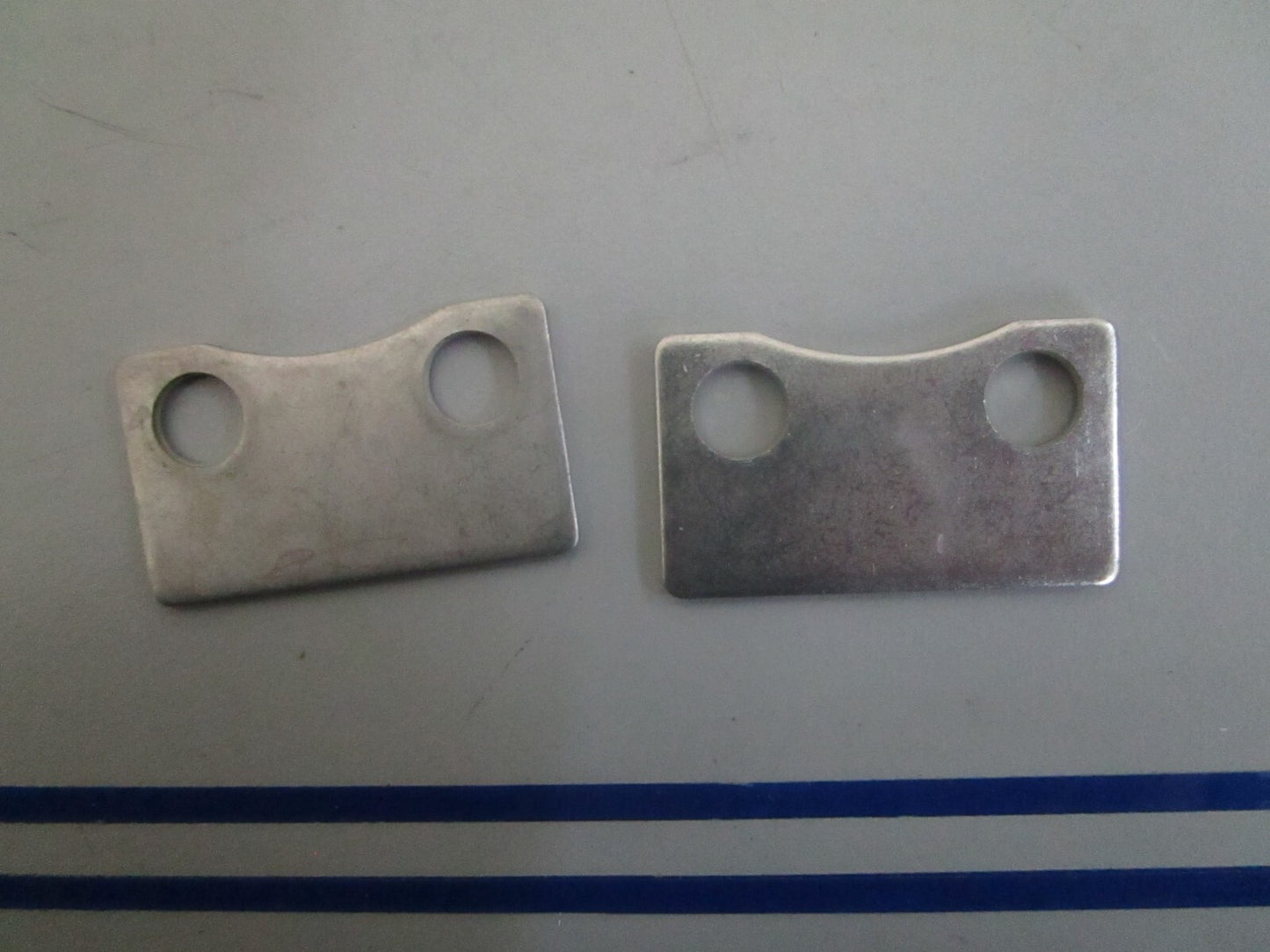 *NEW OEM* (LOT OF 2) 0820 Mercury Quicksilver Plate 85060