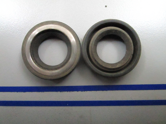 *NEW OEM* (LOT OF 2) 0810 Mercury Quicksilver OIL Seal 26-25431