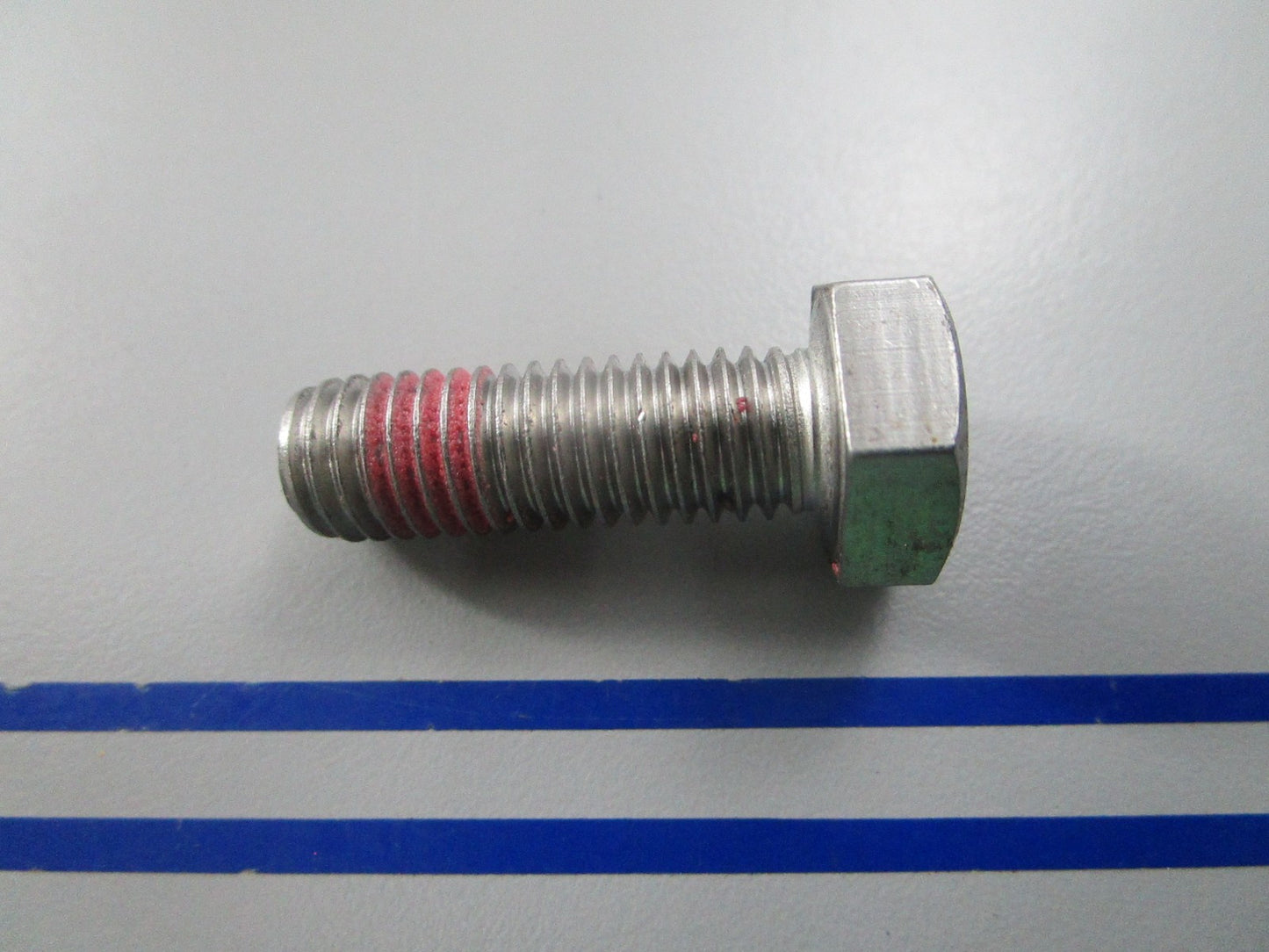 NEW OEM 10-1993330 Mercury Quicksilver Adapter Plate Screw 0810
