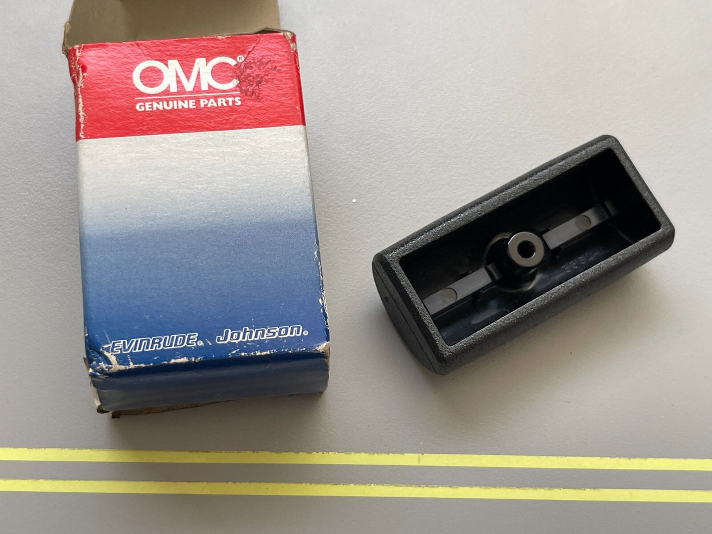 *NEW OEM* 0810 OMC Johnson Evinrude Neutral Lock Cover 336241 0336241
