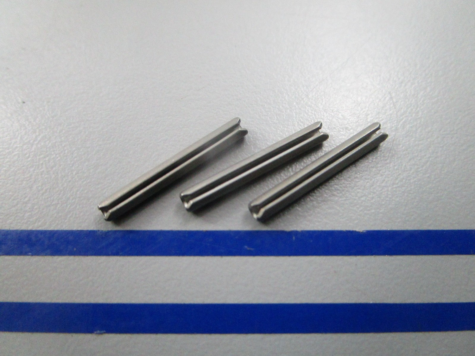 NEW OEM (LOT OF 3) 311511 0311511 OMC Johnson Evinrude Roll Pin 0810