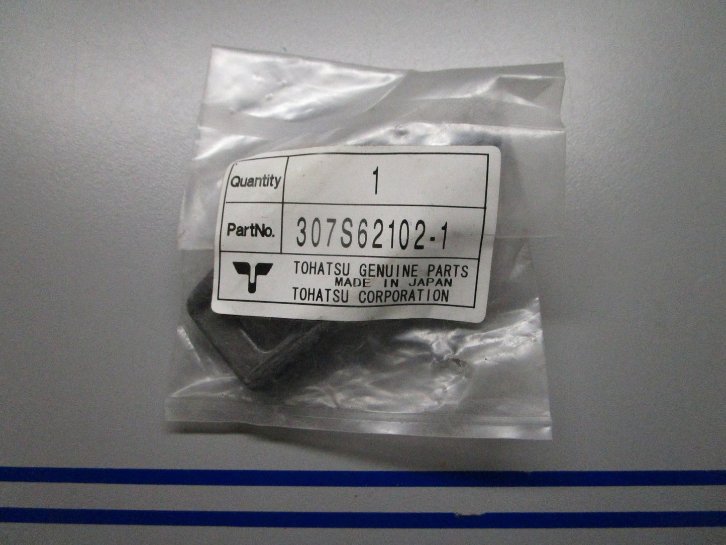*NEW OEM* 0810 Tohatsu Clamp Screw Handle 307562102-1