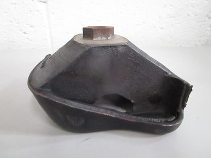 NEW OEM 1162230112 Mercedes-Benz Engine Mount 0820