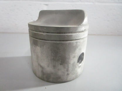 NEW OEM 389155 0389155 323604 OMC Johnson Evinrude Piston 0820