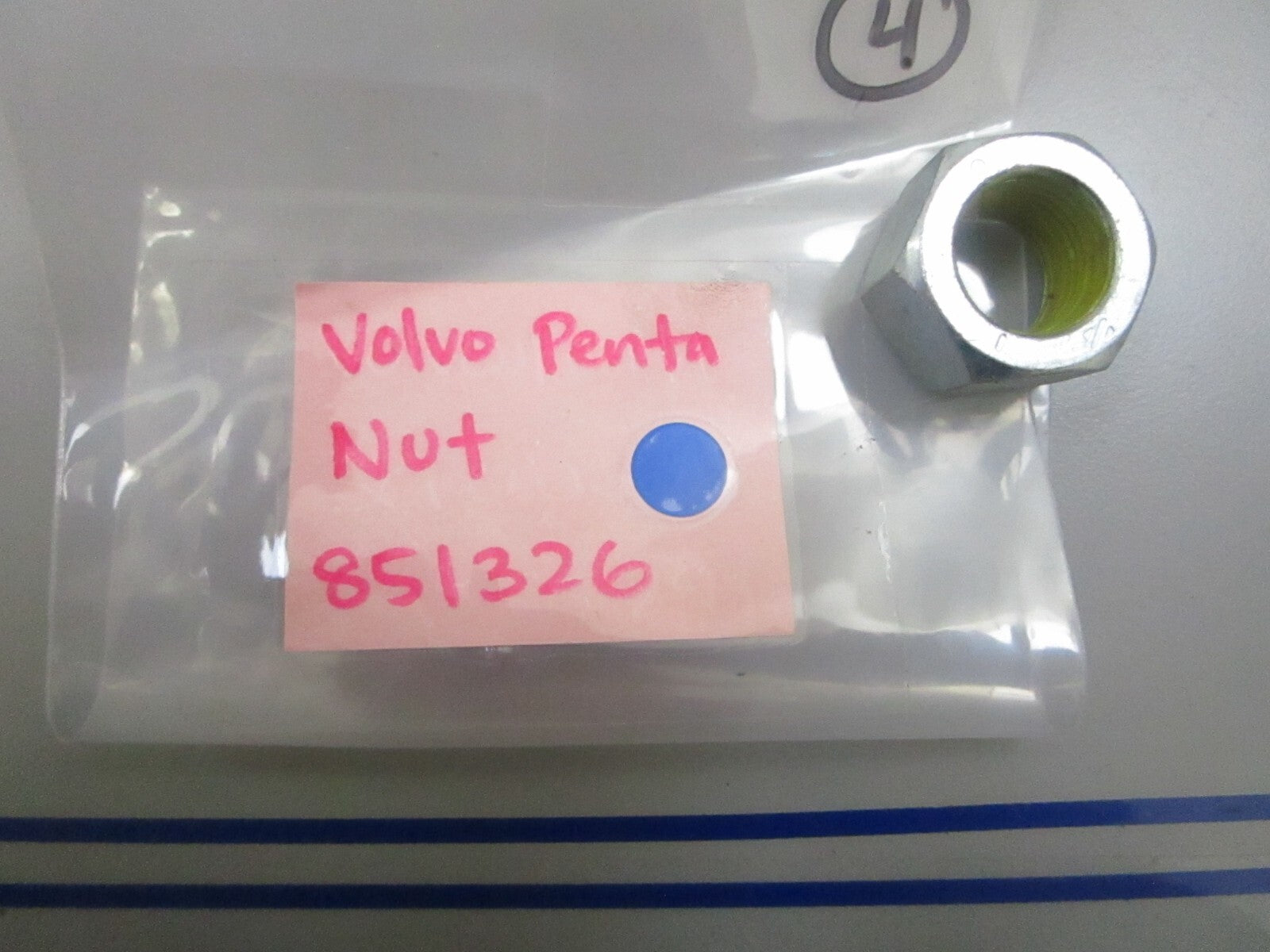 *NEW OEM* 0810 Volvo Penta Nut 851326