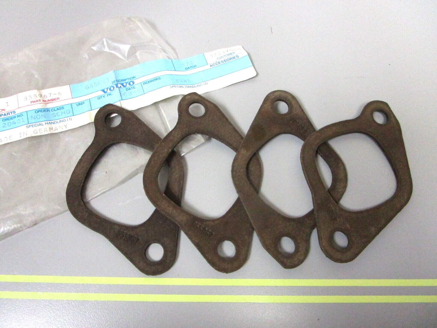 *NEW OEM* (LOT OF 4) 0750 Volvo Penta GASKET 855967
