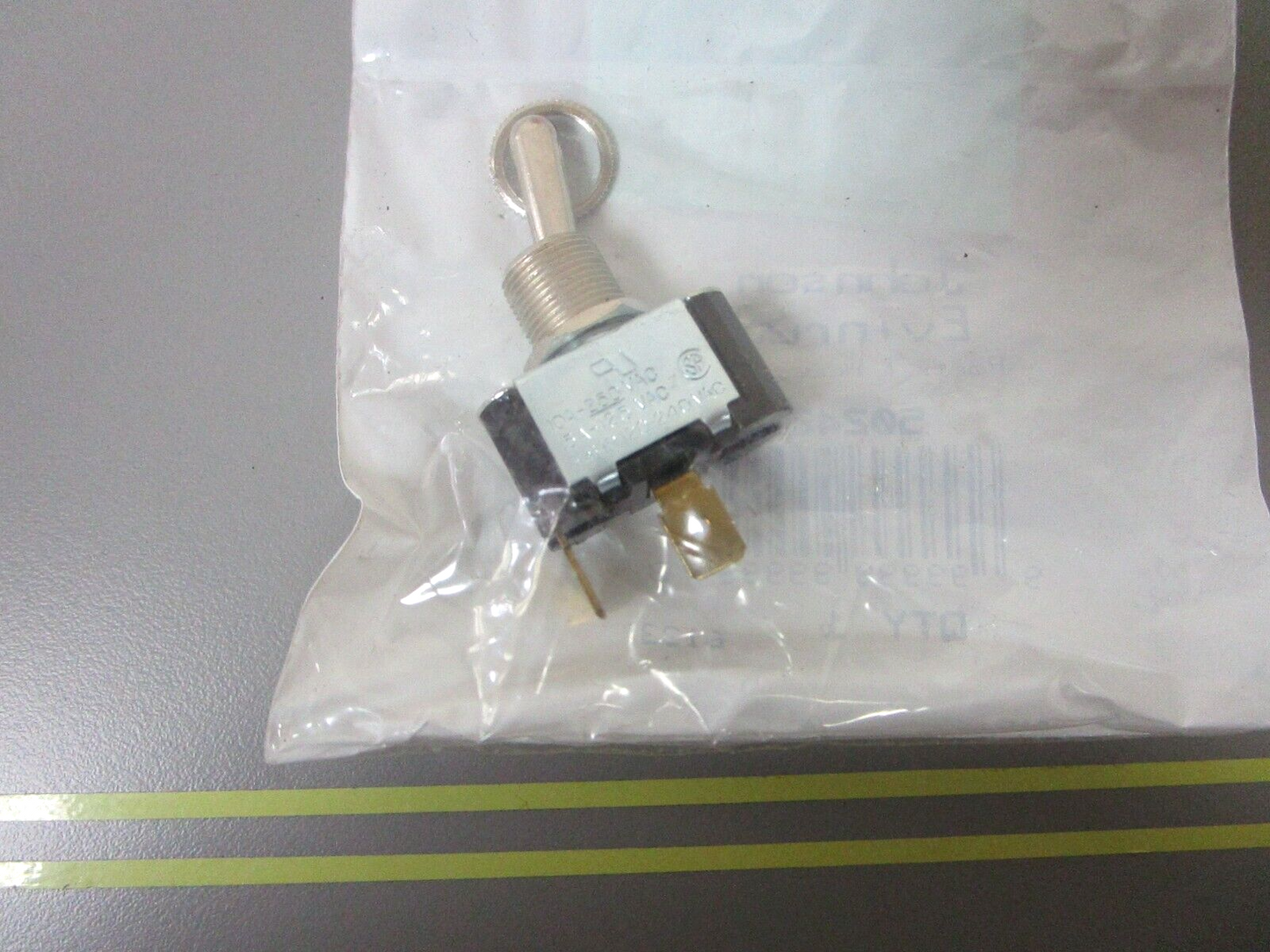 *NEW OEM* 0810 OMC Johnson Evinrude Switch 502420 0502420