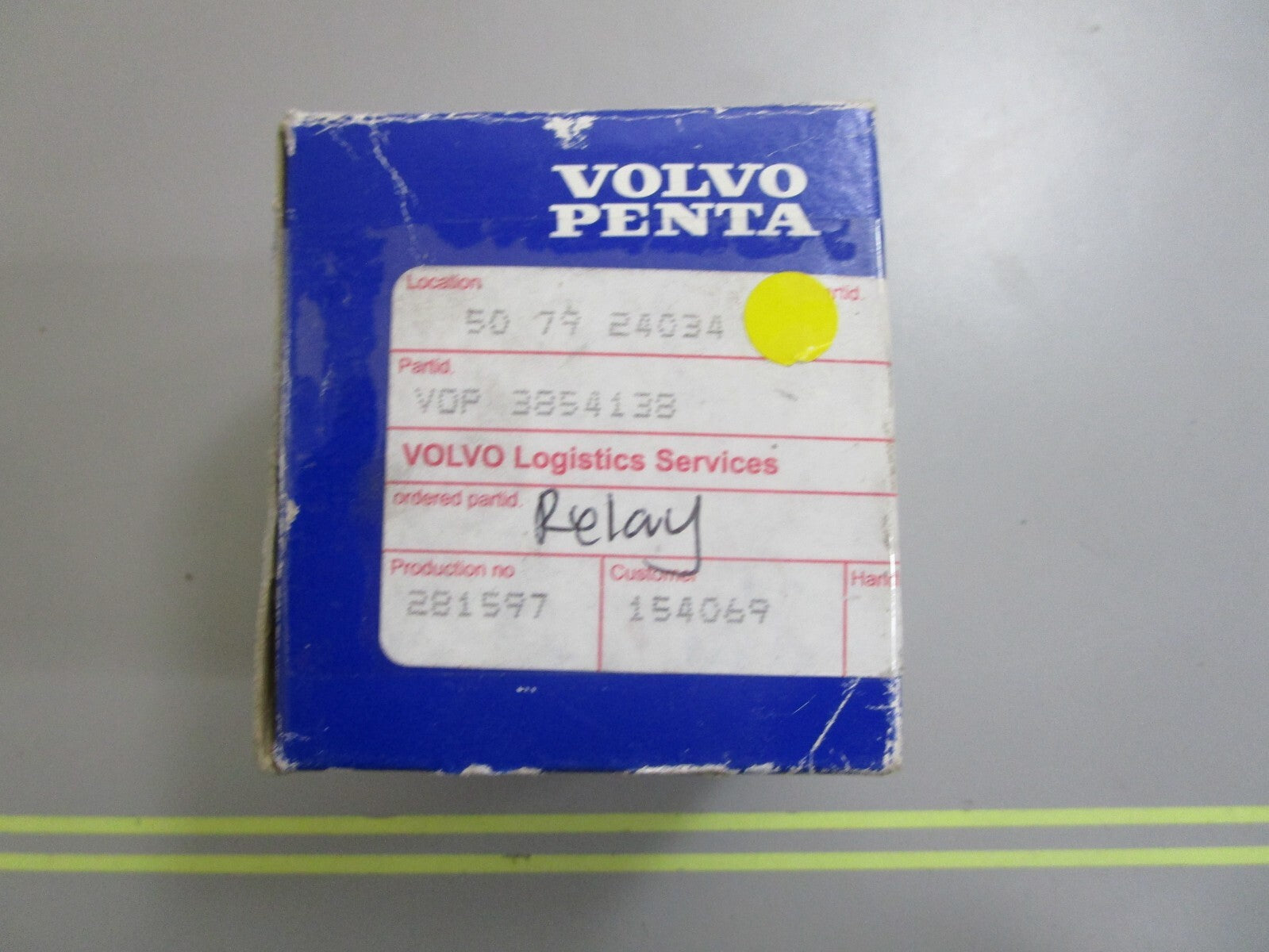 *NEW OEM* 0810 Volvo Penta Relay 3854138