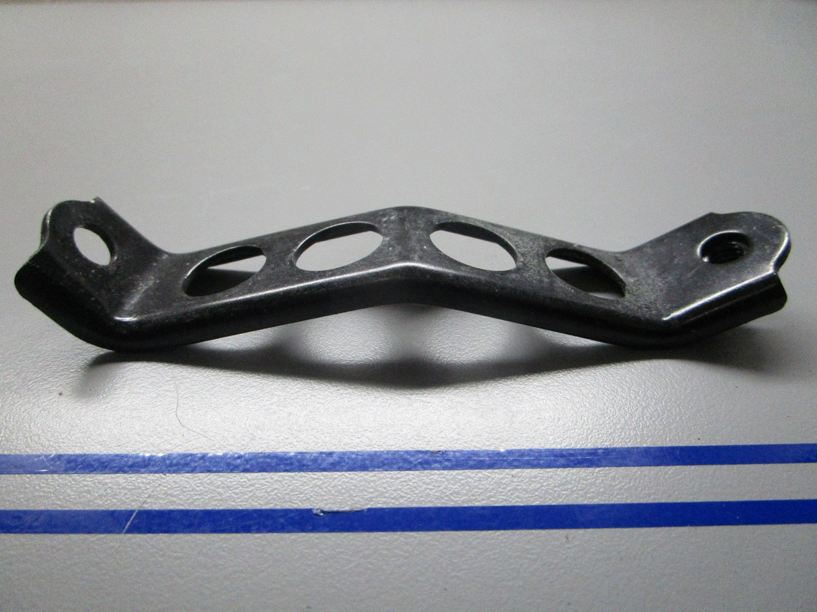 *NEW OEM* 0810 Yamaha Bracket 1WG-2836A-00-00