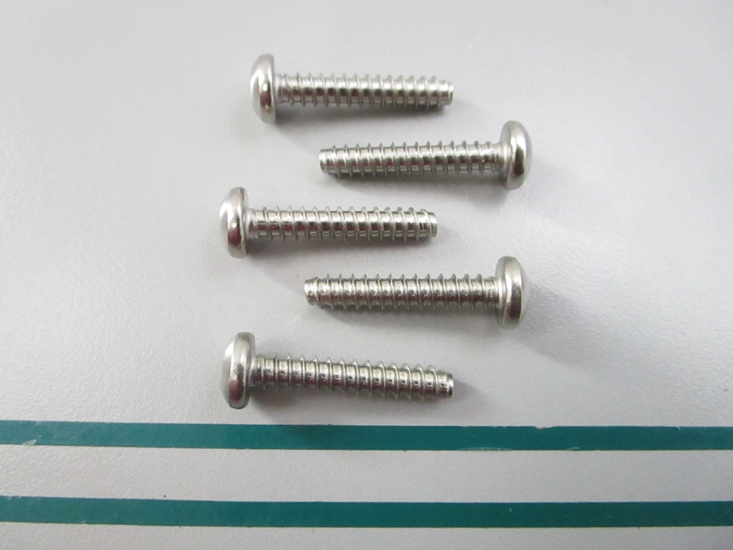 NEW OEM (LOT OF 5) 3387 Harley Davidson Pan Screw 0810