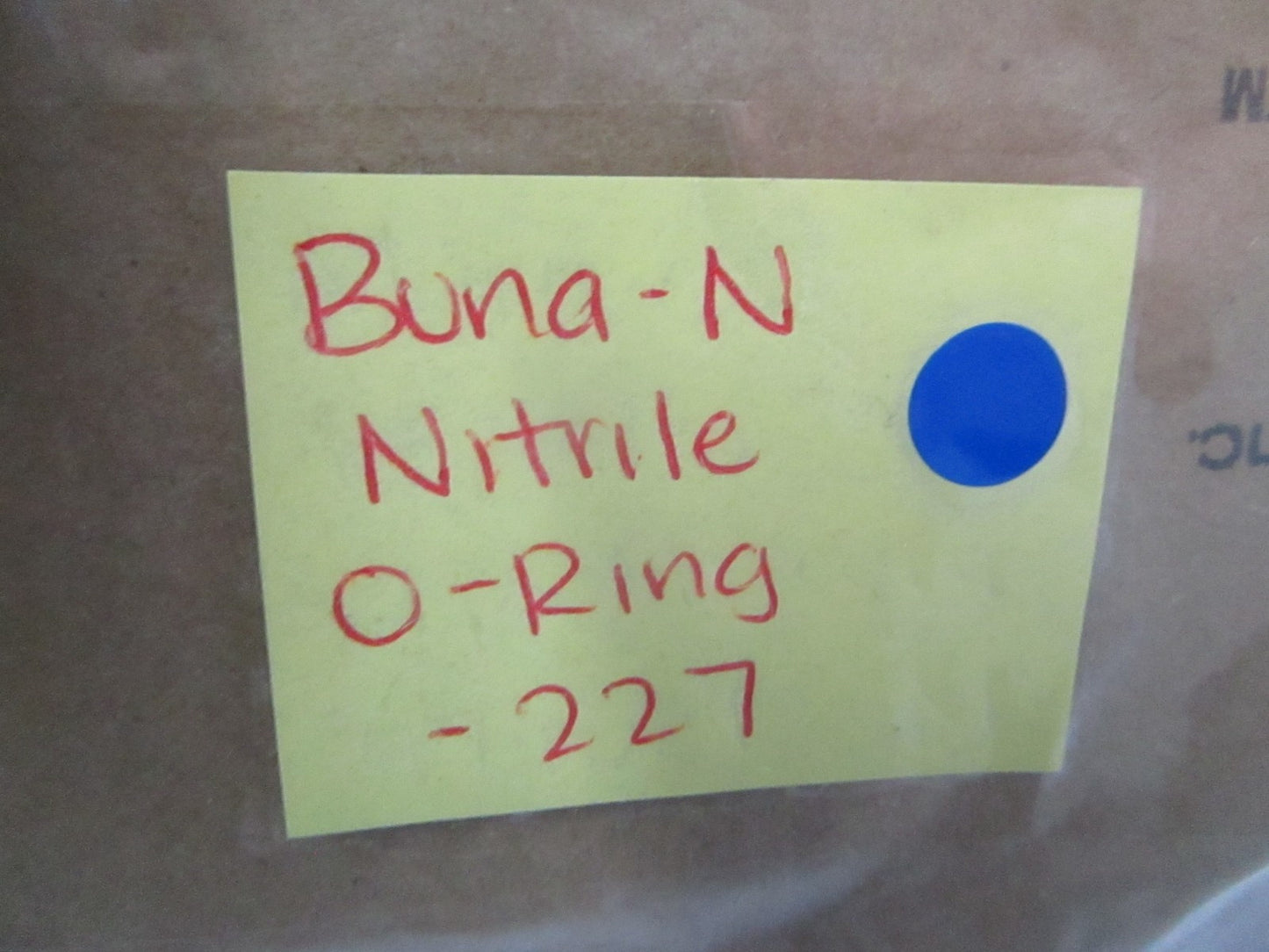 *NEW* (LOT OF 10) 0810 Buna-N Nitrile O-Ring -227