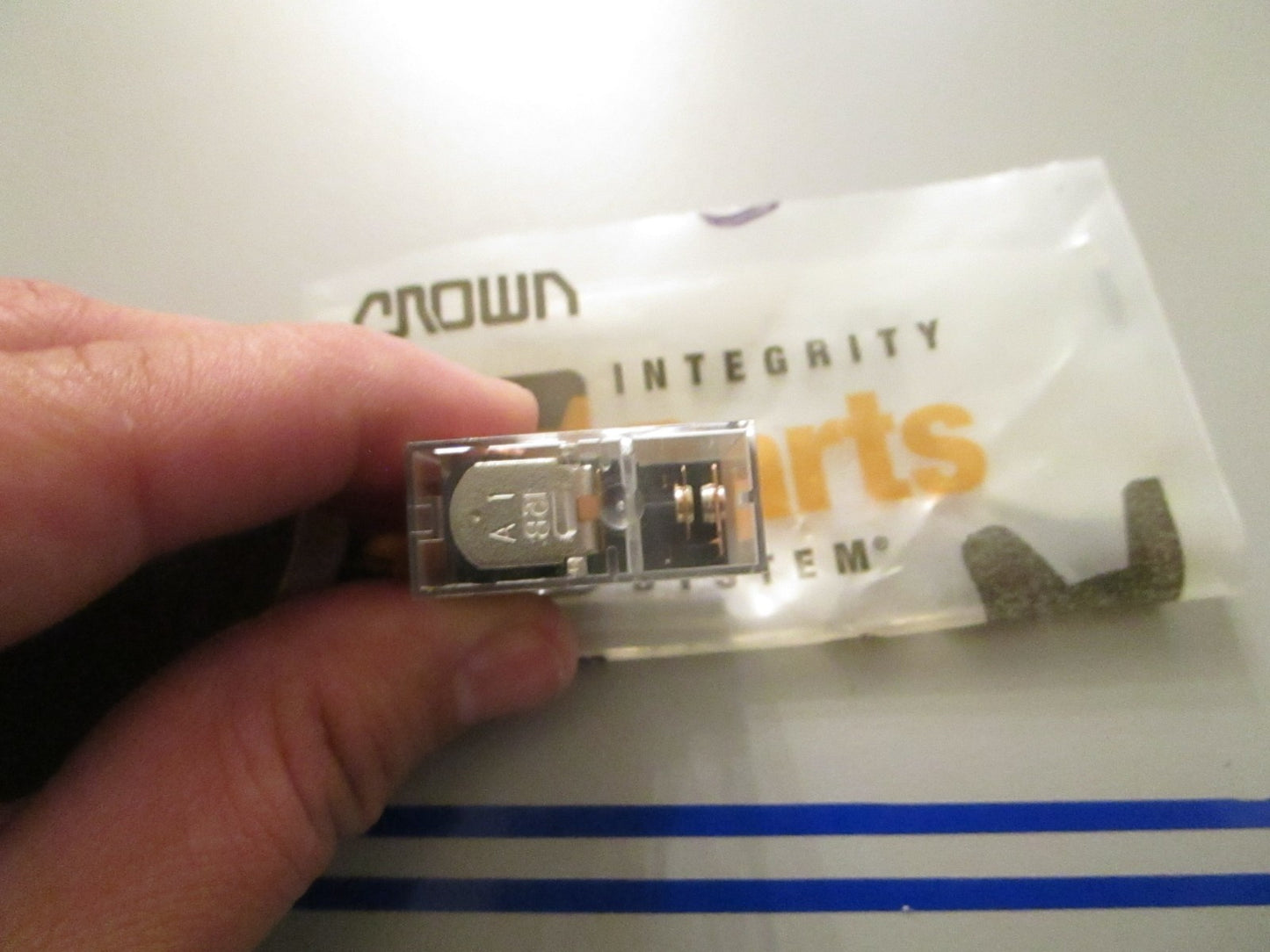NEW OEM 062640-002 Crown 36V Relay 0720