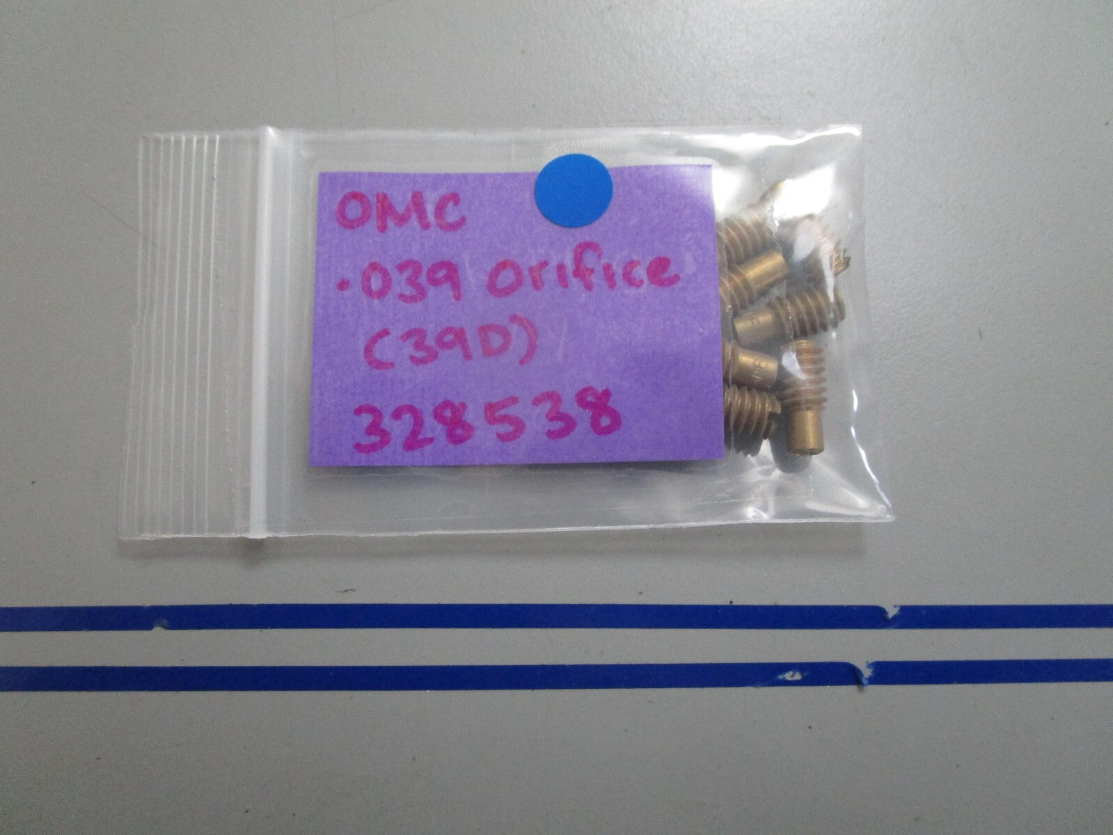 *NEW OEM* 0810 OMC Johnson Evinrude .039 Orifice (39D) 328538 0328538