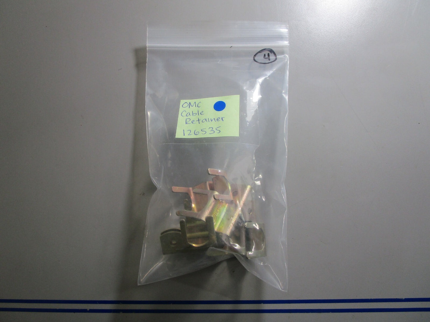 *NEW OEM* 0810 OMC Johnson Evinrude Cable Retainer 126535 0126535