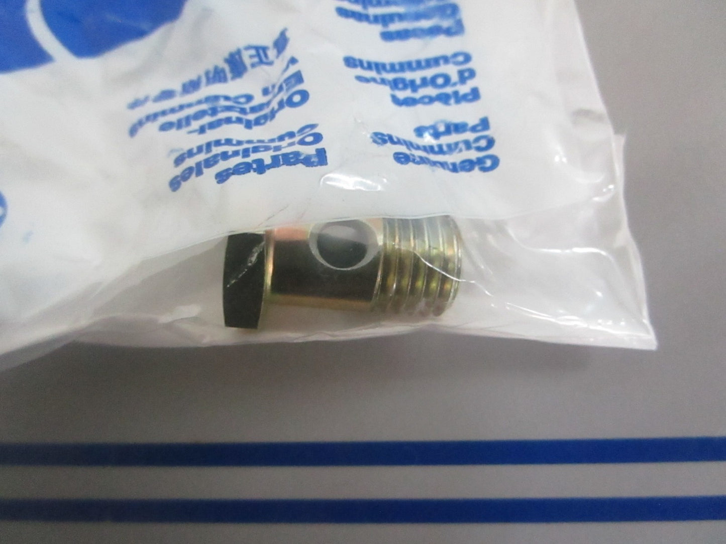 *NEW OEM* 0820 Cummins Connector 3941153
