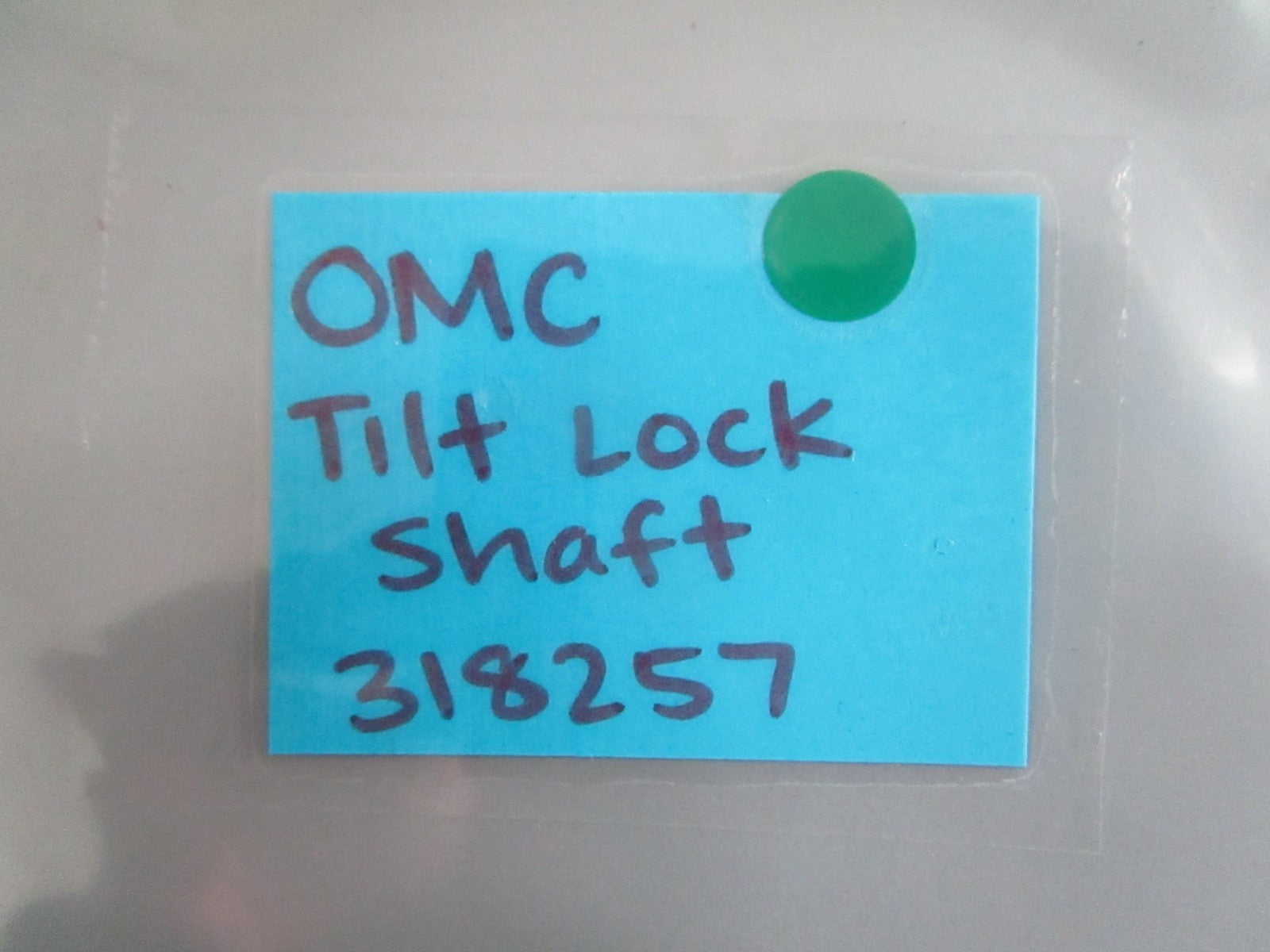 NEW OEM 318257 0318257 OMC Johnson Evinrude Tilt Lock Shaft 0820