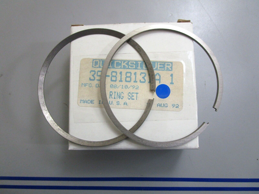 *NEW OEM* 0820 Mercury Quicksilver 2 Piston Ring Set 39-818131A1