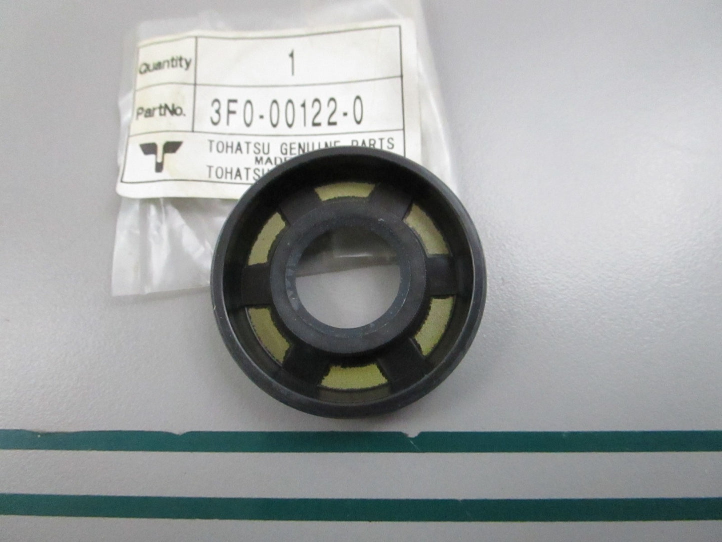 NEW OEM 3F0-00122-0 3F0001220 Tohatsu Oil Seal 0810