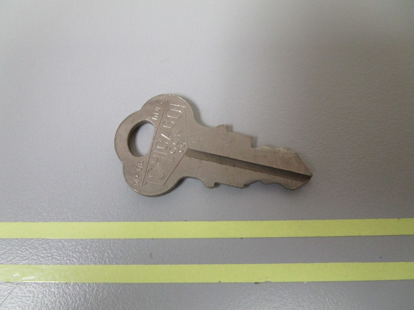 *NEW OEM* 0810 OMC Johnson Evinrude Ignition Key KF14 501529 0501529