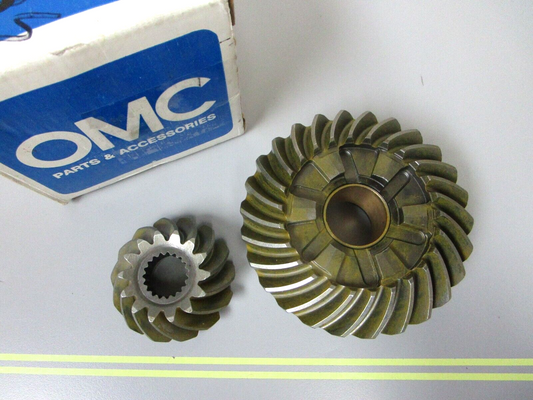 *NEW OEM* 0720 OMC Johnson Evinrude Gear Set 910993 983141 0910993 0983141