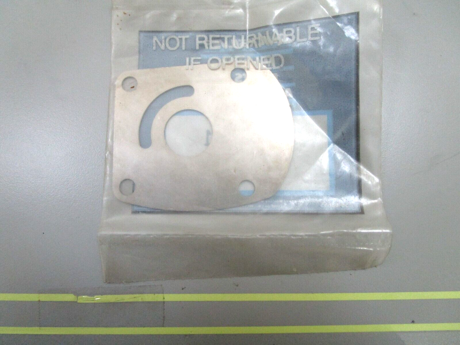 *NEW OEM* 0750 Mercury Quicksilver WATER PUMP PLATE F4355621-1