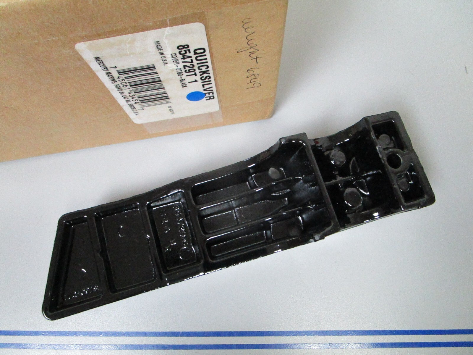 *NEW OEM* 0810 Mercury Quicksilver Black Starboard Cover 854729T 1