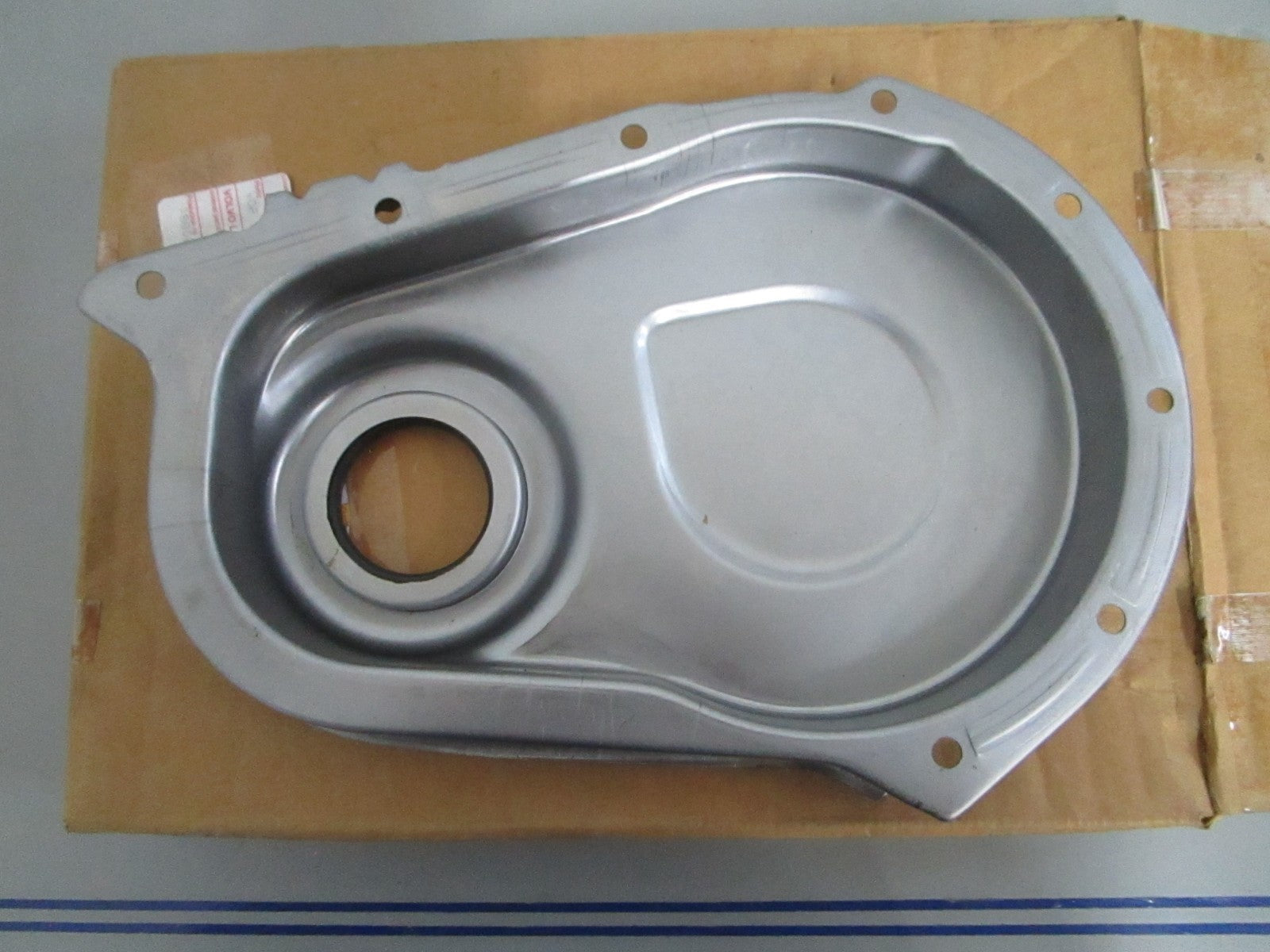 *NEW OEM* 0820 Volvo Penta Timing Gear Case 3853135