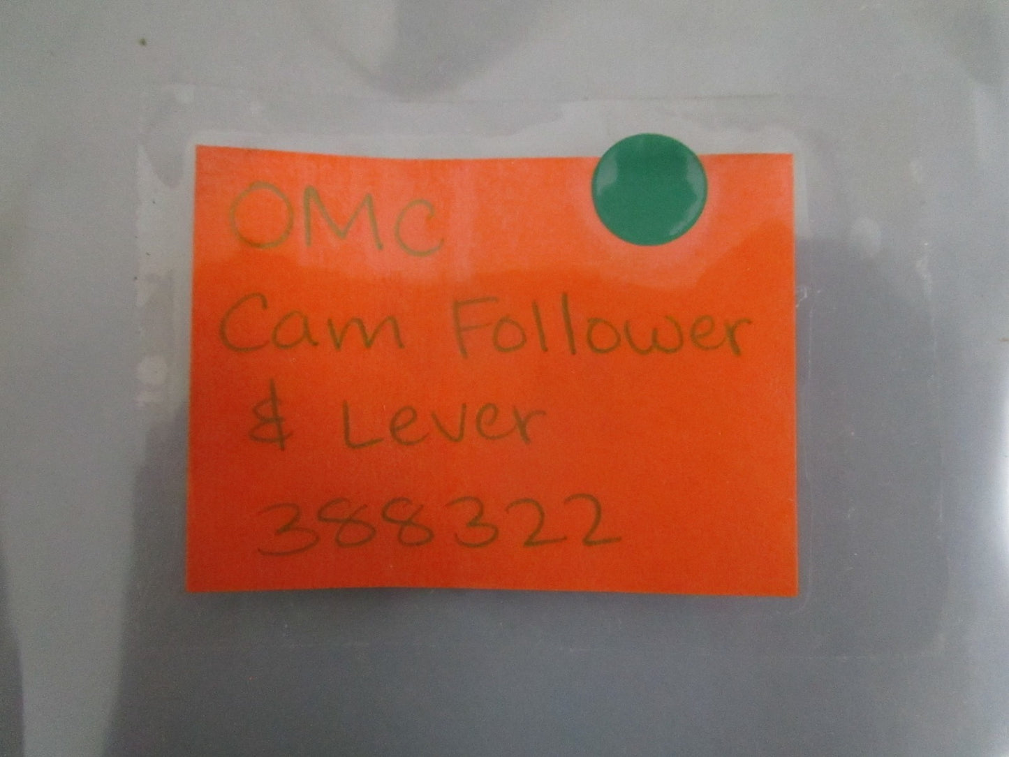 NEW OEM 388322 0388322 OMC Johnson Evinrude Cam Follower & Lever 0820