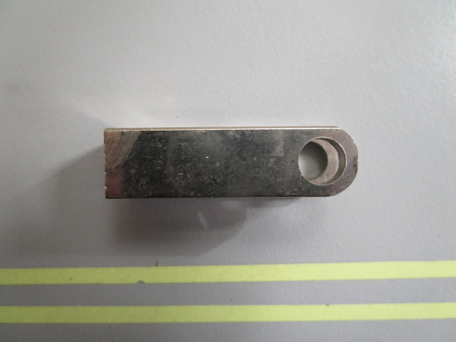 *NEW OEM* 0810 Volvo Penta Fork 3852328