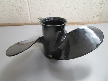 *NEW OEM* 0820 Mercury Black Max 5-8HP RH 8×8 Propeller 48-87572A10