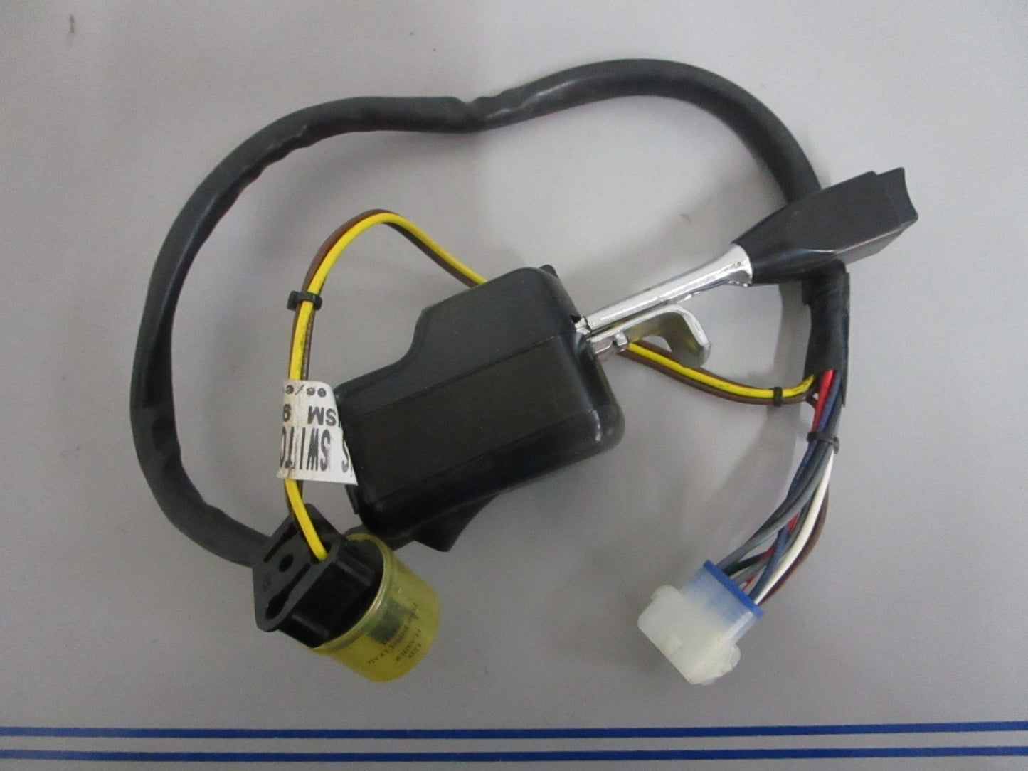 NEW VSM920 Universal Turn Signal Switch 0820