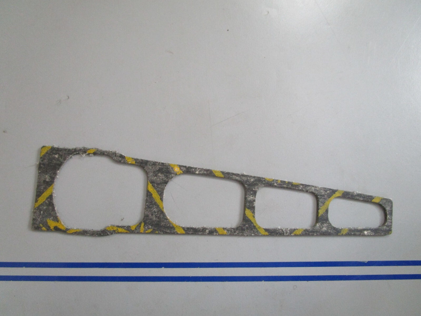 *NEW OEM* 0770 OMC Johnson Evinrude Gasket 303586 0303586