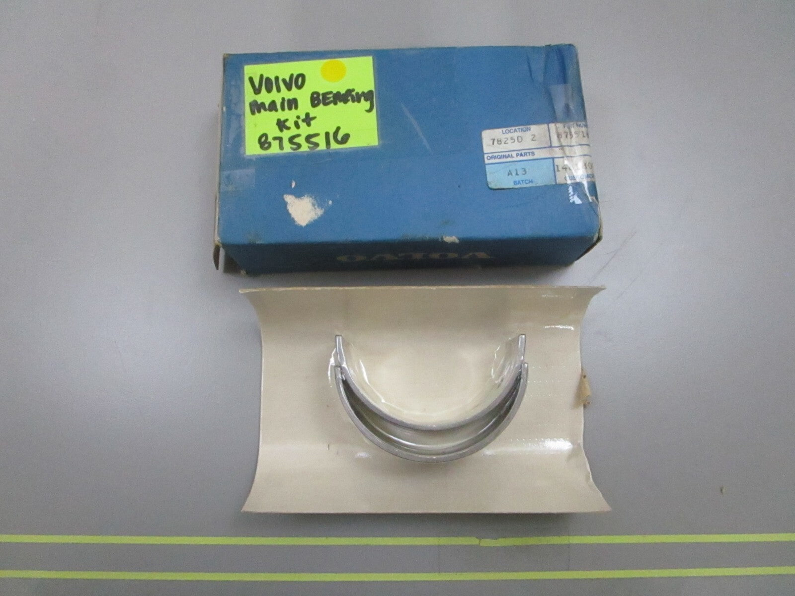 *NEW OEM* 0810 Volvo Penta Main Bearing Kit 875516