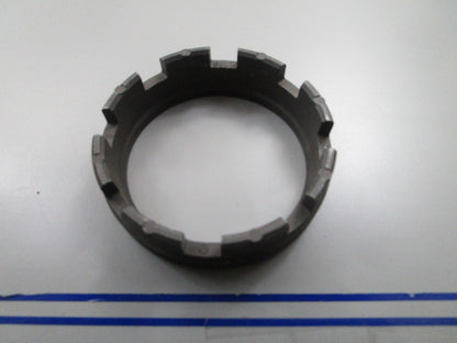 *NEW OEM* 0810 Mercury Quicksilver Retainer 66071