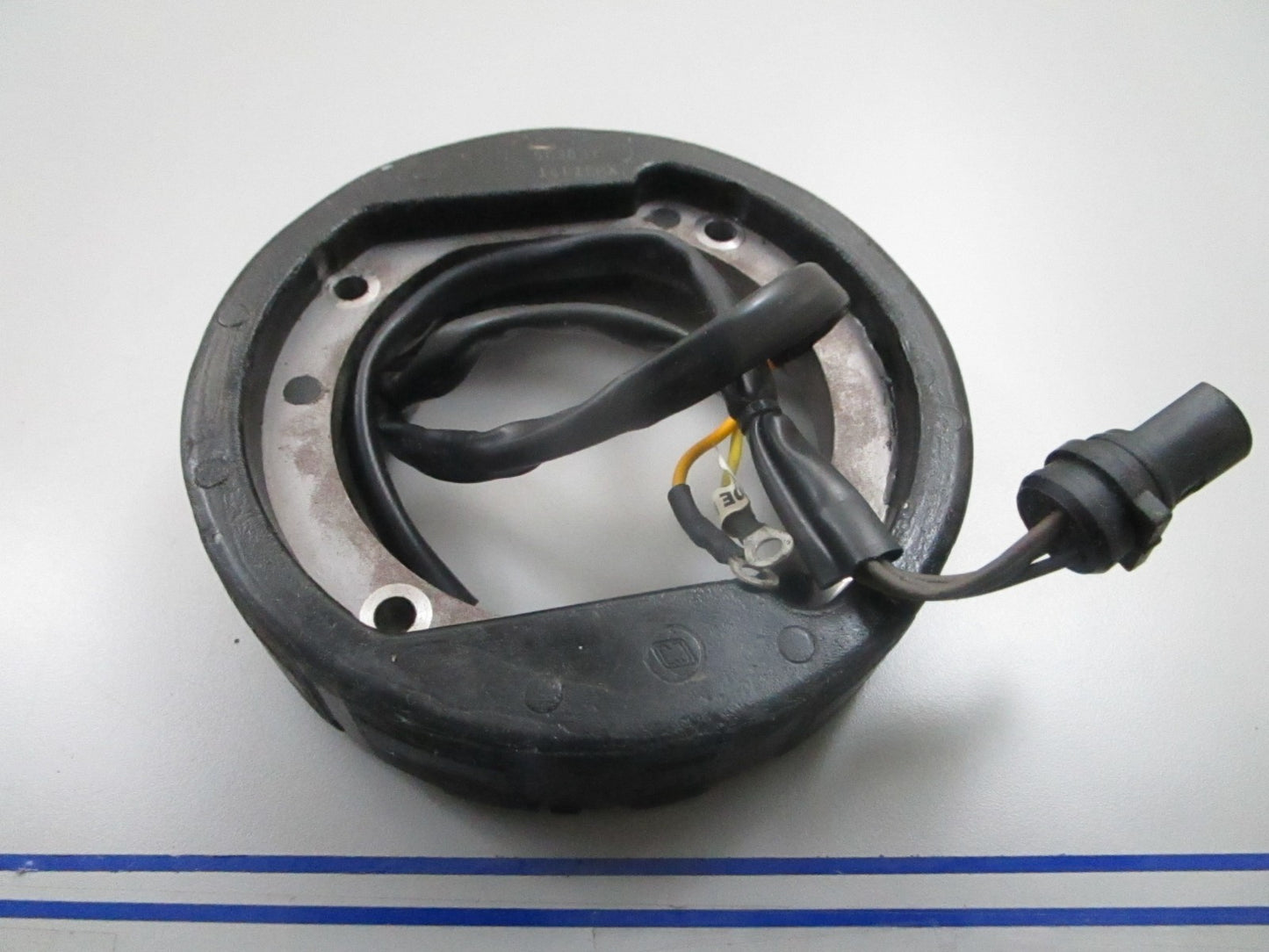 *NEW OEM* 0810 OMC Johnson Evinrude Stator 583837 0583837