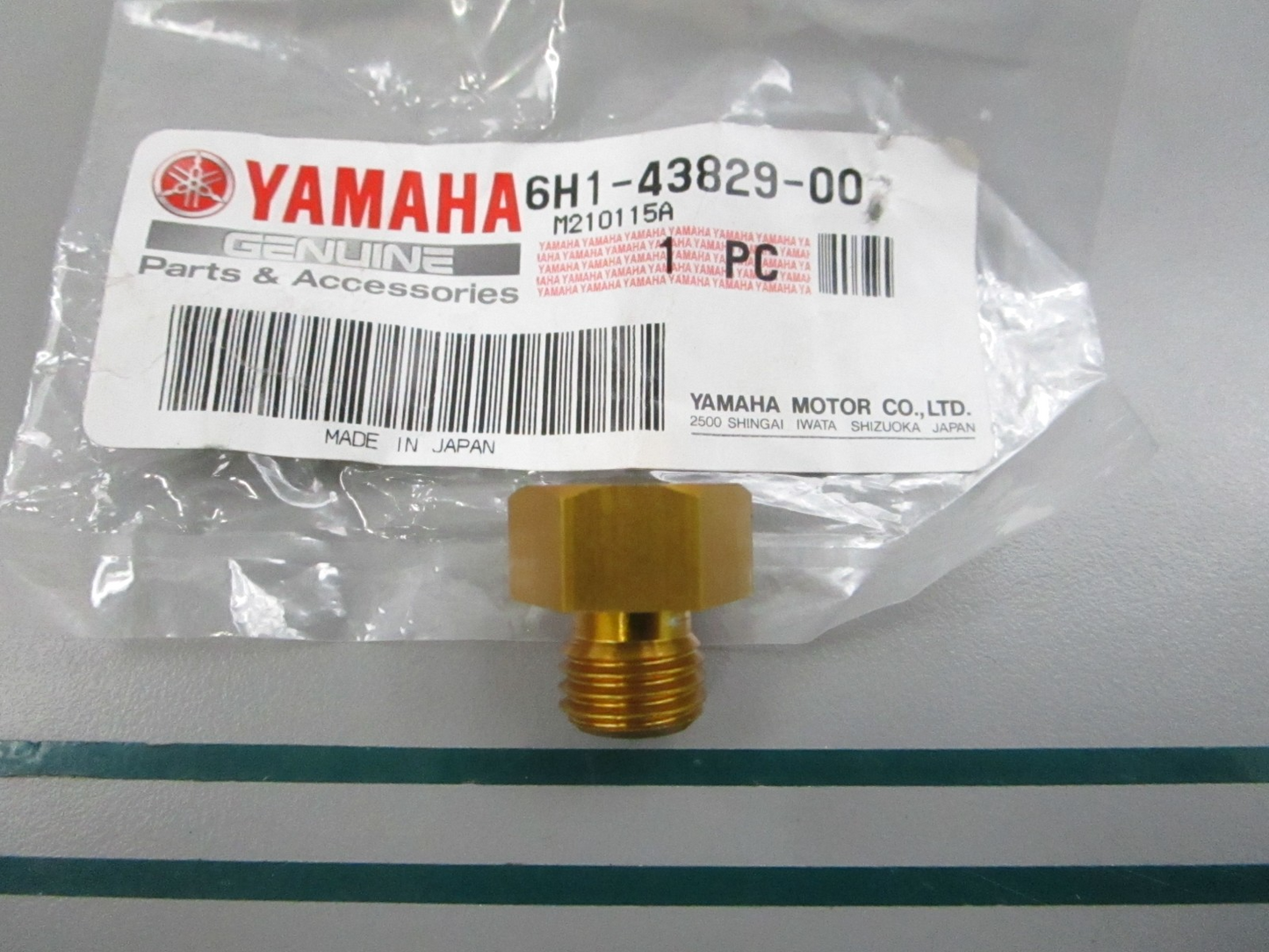 NEW OEM 6H1-43829-00-00 Yamaha Reservoir Plug 0810