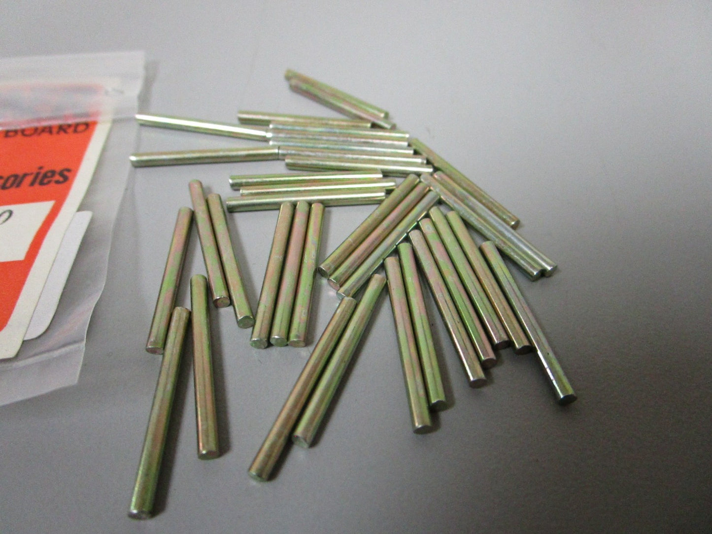 NEW OEM (LOT OF 35) 648-14386-00-00 Yamaha Float Pin 0810