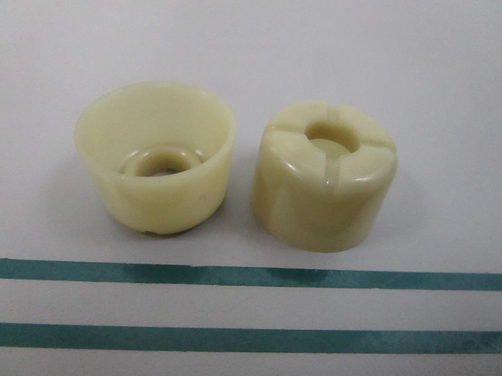 NEW OEM (LOT OF 2) 26-75624 Mercury Quicksilver Seal 0810