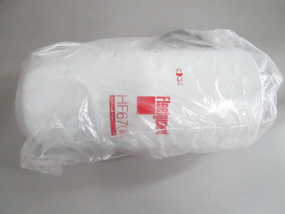 NEW OEM HF6704 Fleetguard Hydraulic Filter 0820